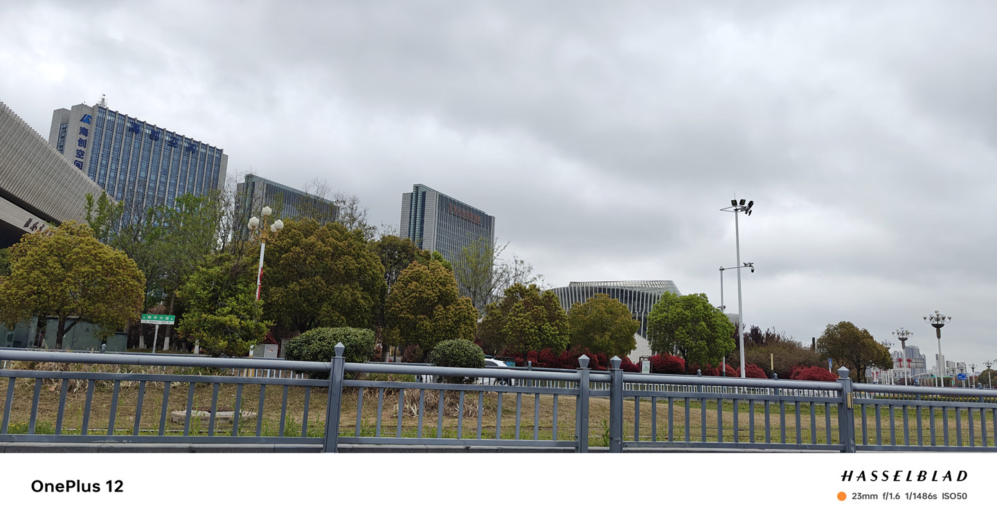 4000档拍照旗舰怎么选，一加12：我来拍你来看