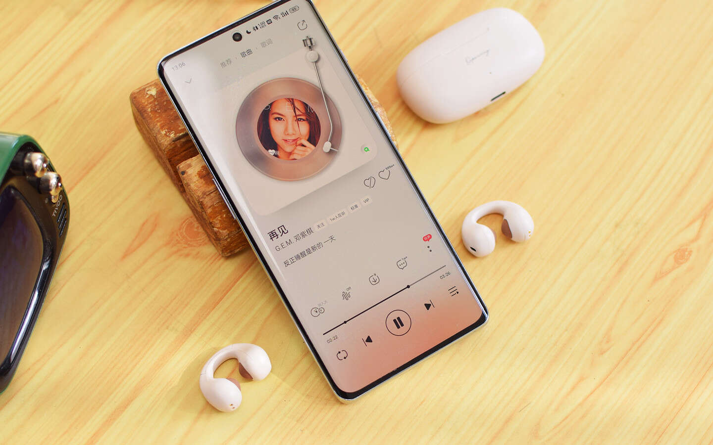 耳机还是耳饰？精致又好用，冇心这款耳机有心了