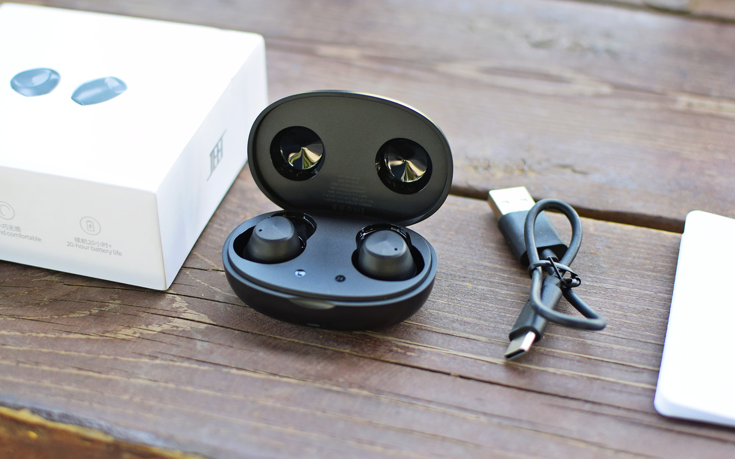 太小巧了，JEET Air2蓝牙耳机：精致更有好音质