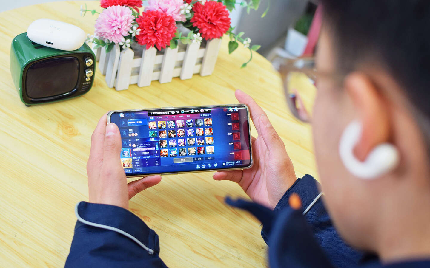 耳机还是耳饰？精致又好用，冇心这款耳机有心了