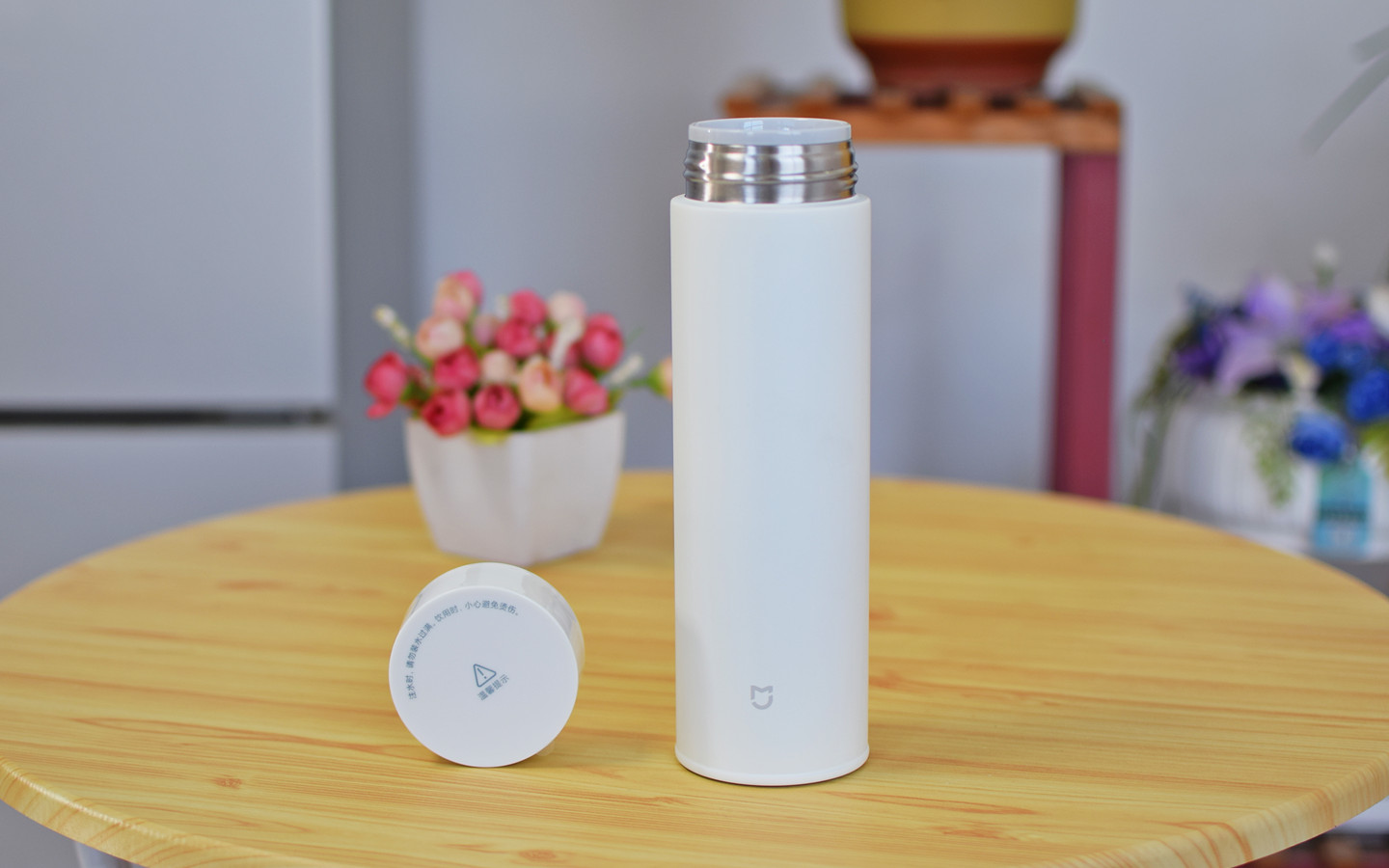 米家轻享保温杯：轻盈便携，畅饮新体验