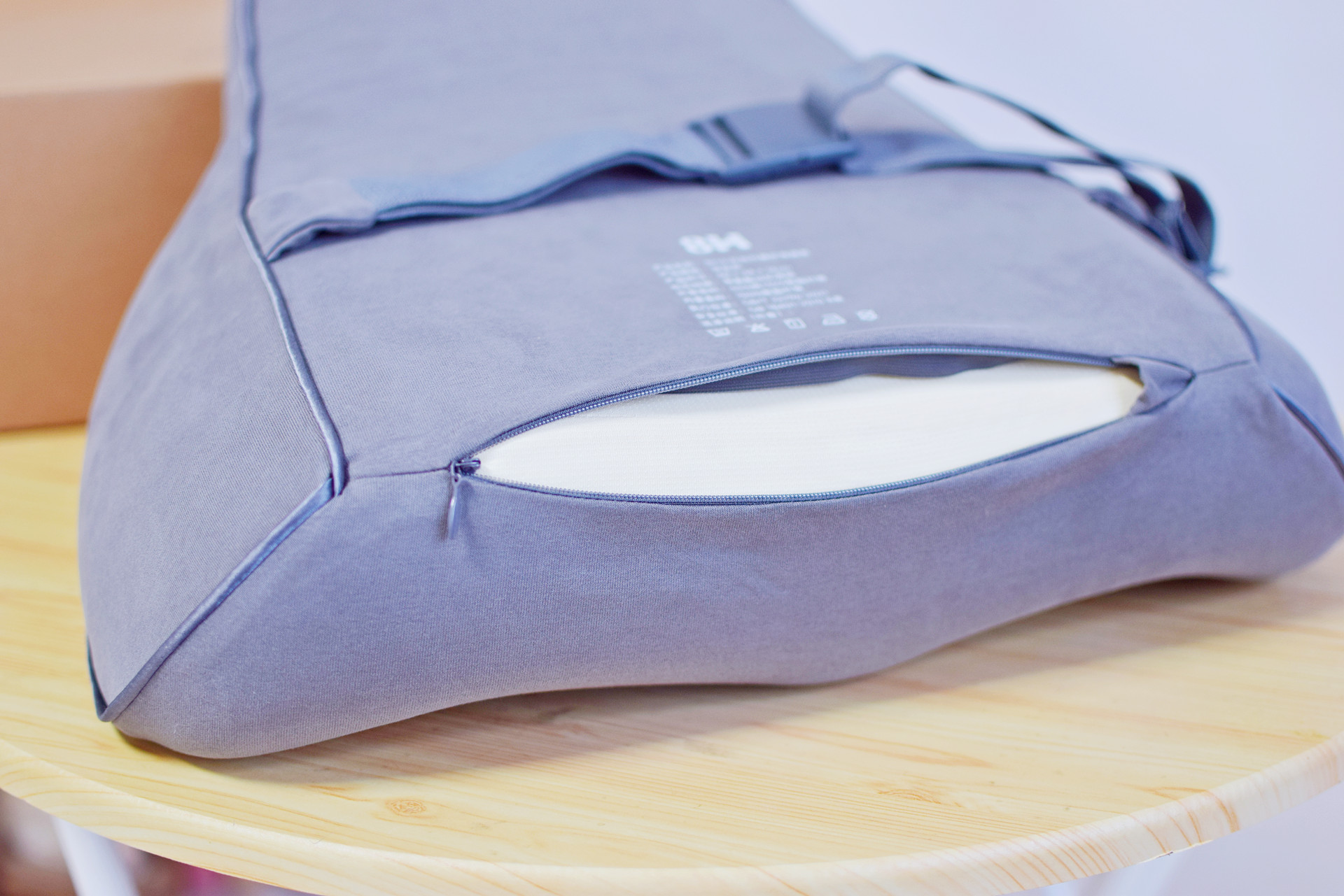 8H品质生活好物：办公驾乘，就用小灰狗