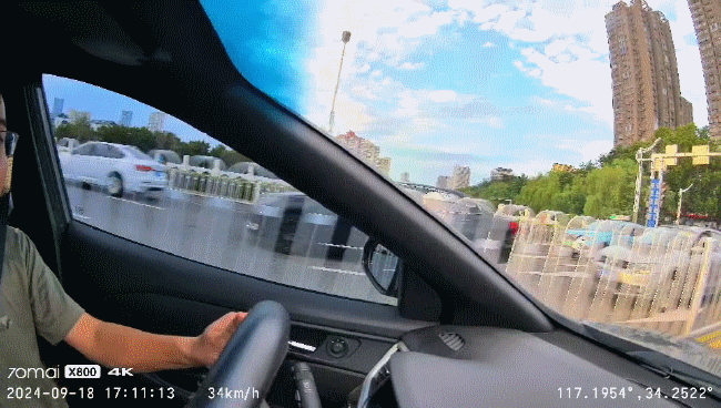 70迈云台记录仪X800：全方位转动+4K 60帧，这个功能太好玩了