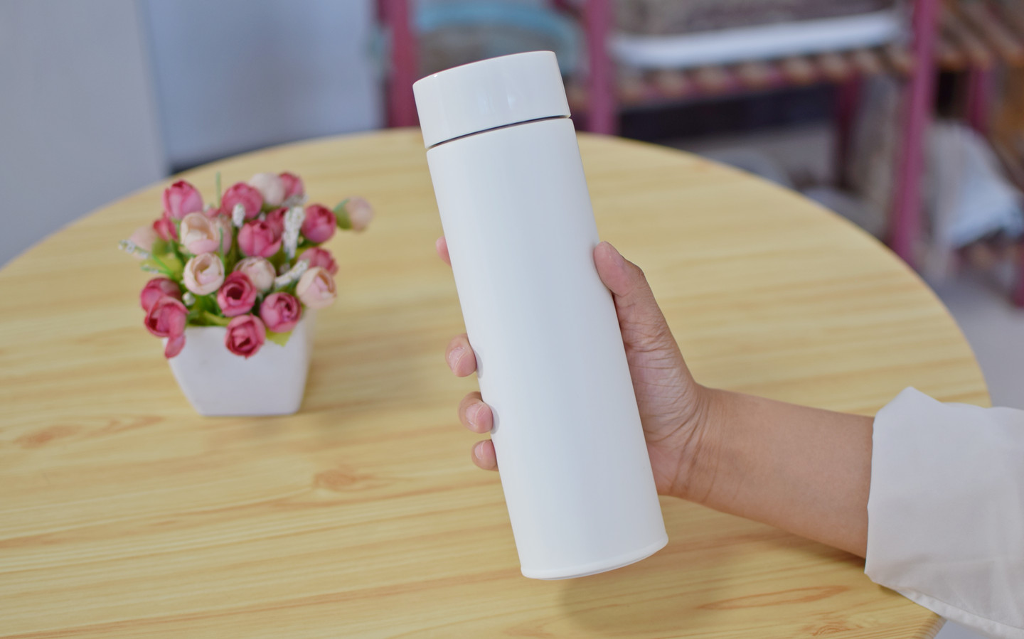 米家轻享保温杯：轻盈便携，畅饮新体验