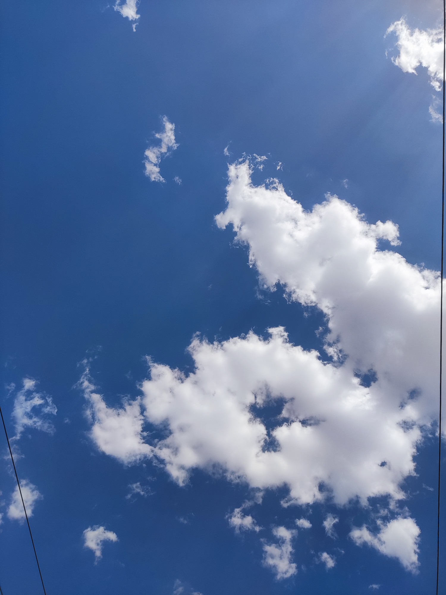 希望每天的心情都想这晴朗的天空一样