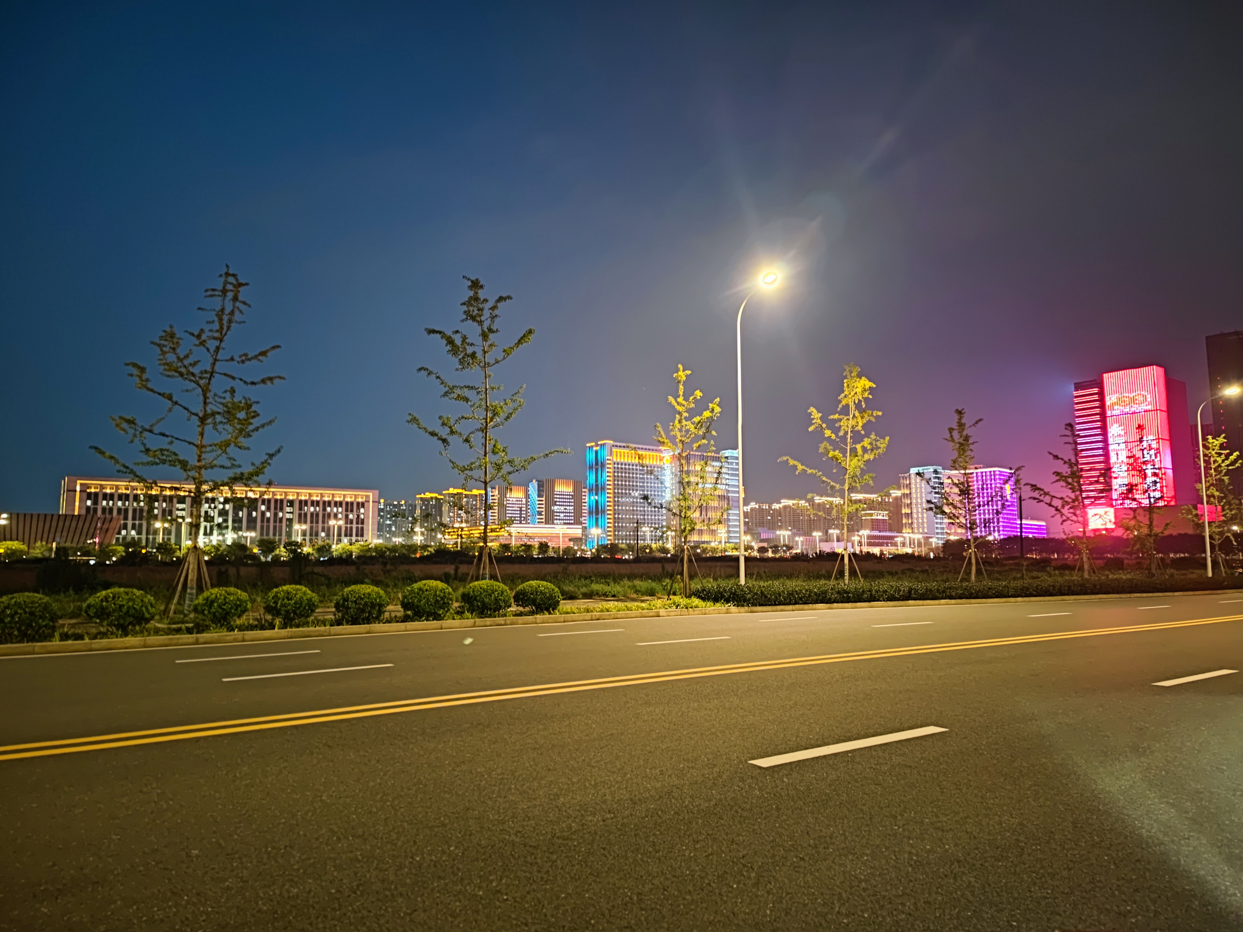 新区夜景 - 小米社区