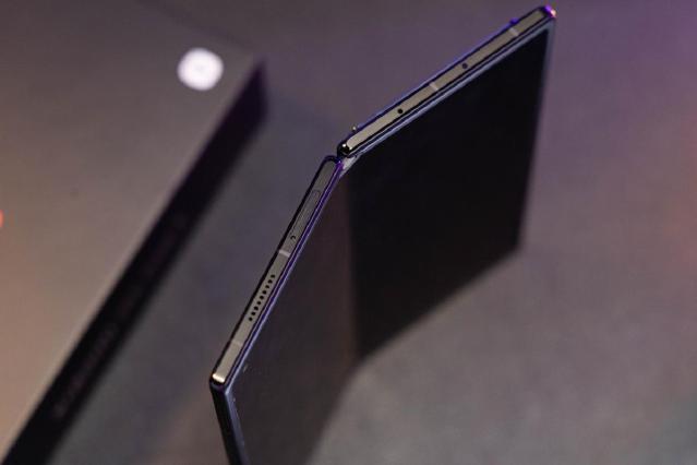 MIX Fold 3作为小米最新的旗舰机折叠屏手机，一经公布就火爆全网